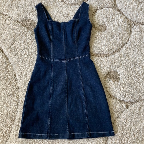 LAST CHANCE! Tiger Mist Danni Denim Mini Dress - Picture 5 of 6